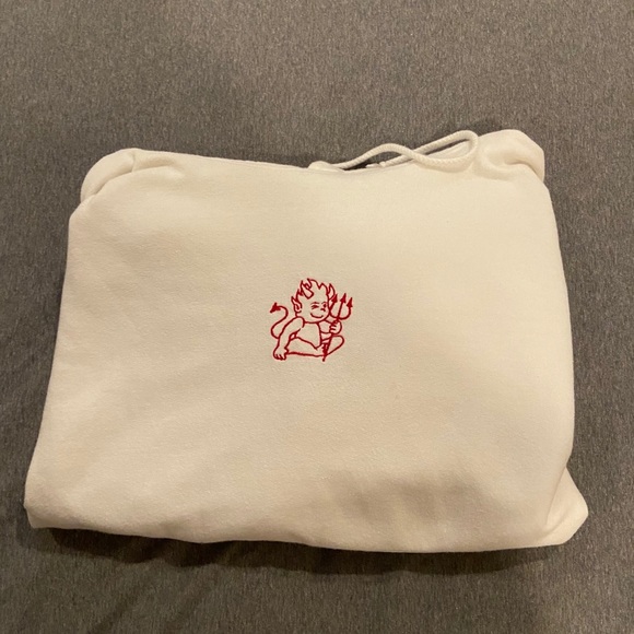 Brandy Melville Hoodie - Picture 2 of 7